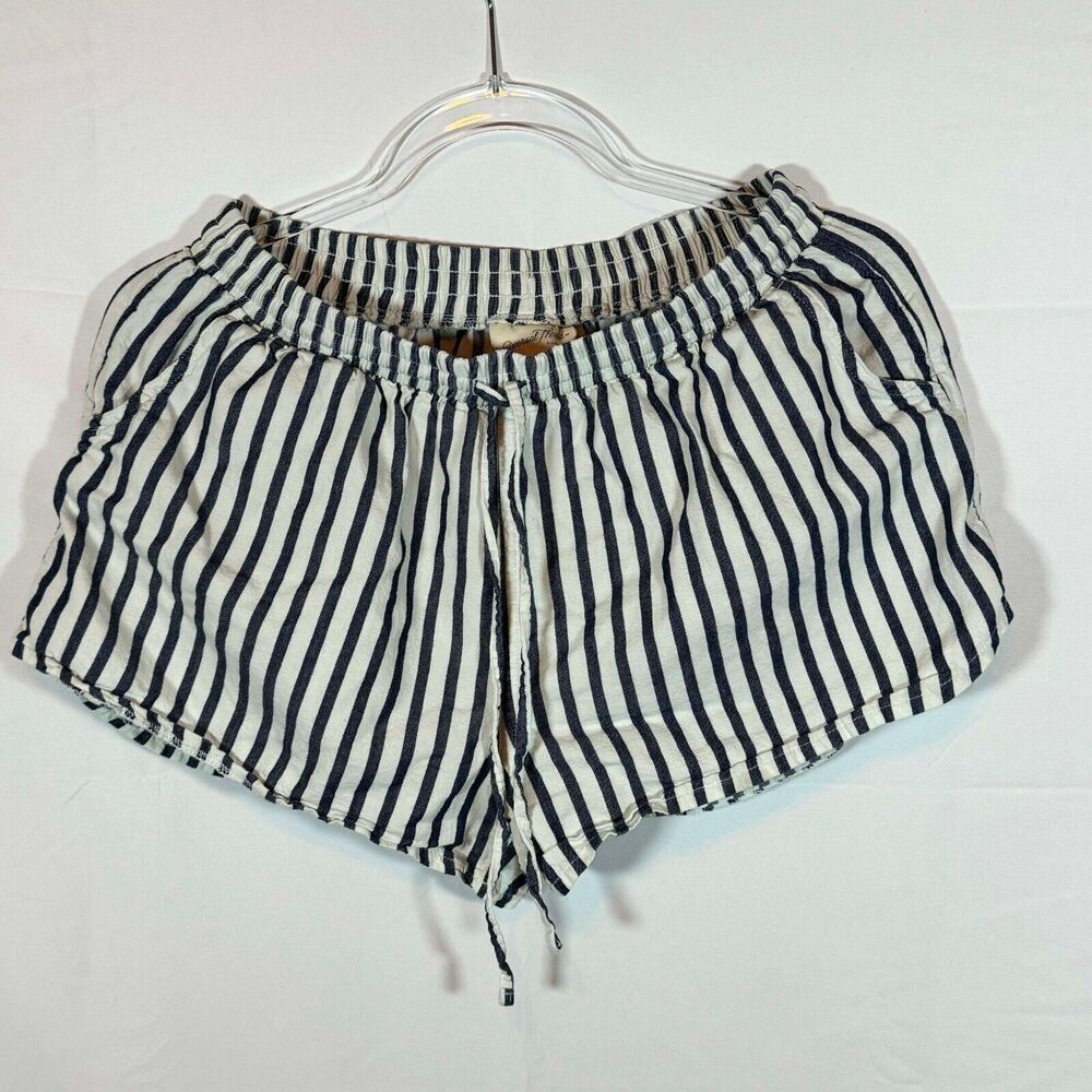 Universal Thread Cotton shorts Navy and white stripes size Small